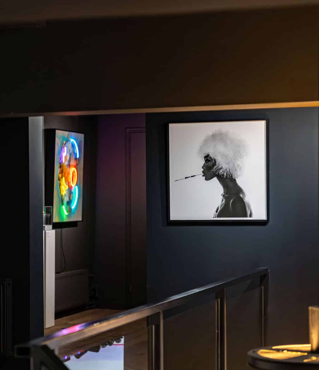 Serie Retratos; Neon 5