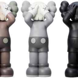 KAWS Holiday UK (Set)