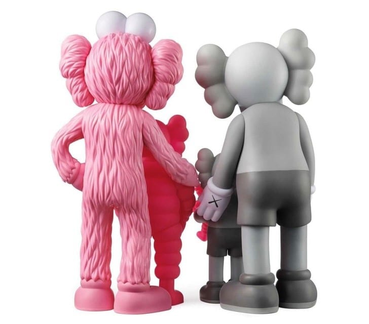 KAWS Family - grey/pink