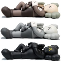 KAWS Holiday Singapore (Set)