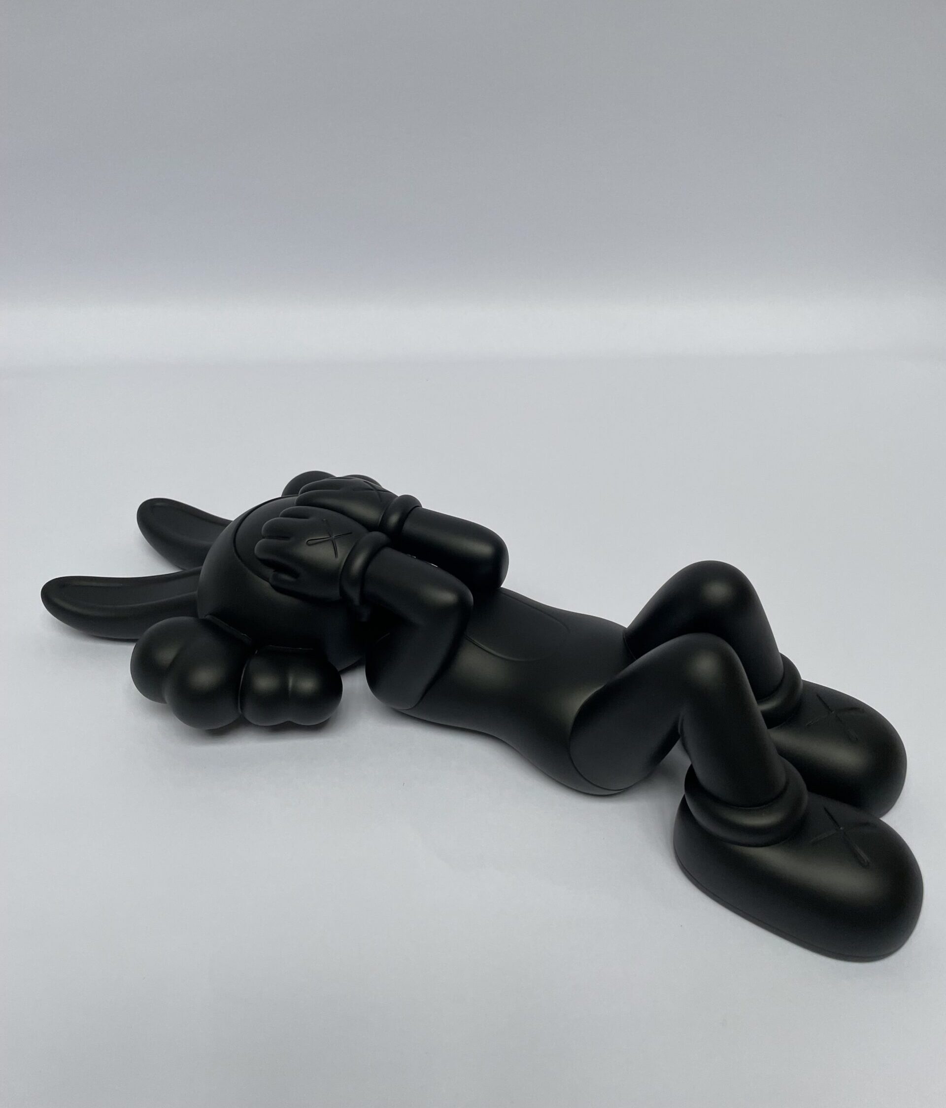 Holiday Indonesia - black