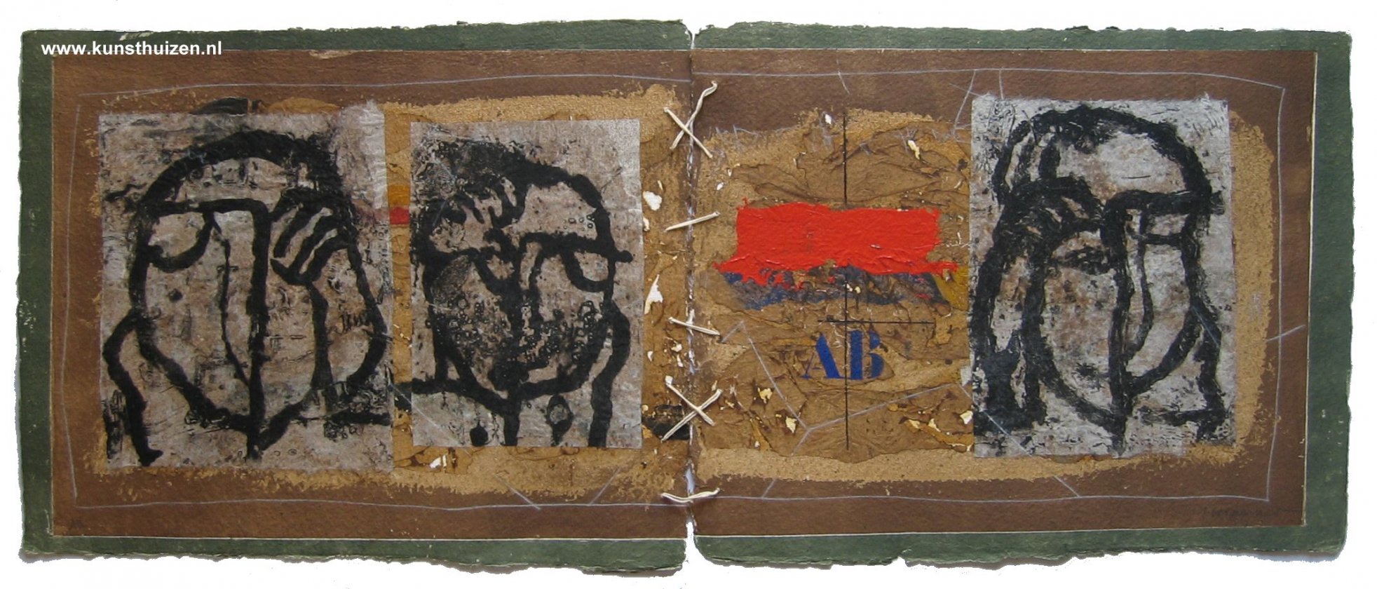 Trois Tetes un Rouge